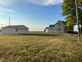 3195 290th St in Fremont, IA - Building Photo