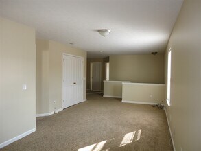3427 Talavera Dr in Indianapolis, IN - Foto de edificio - Building Photo