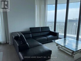 11 Wellesley St W in Toronto, ON - Building Photo