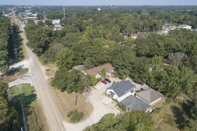 2327 University Ave in Oxford, MS - Building Photo - Building Photo