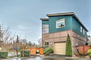 1229 159th Pl SW in Lynnwood, WA - Building Photo