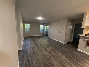 3718 West Ave in Greensboro, NC - Building Photo - Building Photo