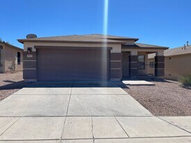 10032 E Arizona Sunset Dr in Tucson, AZ - Building Photo