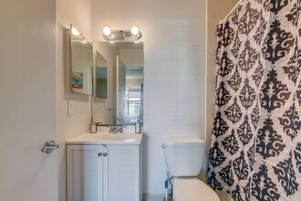799 Hill Dr in West Palm Beach, FL - Building Photo - Building Photo