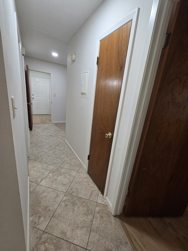 property at 400 Tanglewood Dr