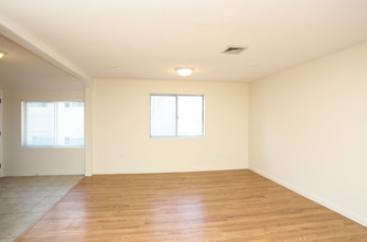 The Village Walk Apartments in Guilford, CT - Building Photo - Interior Photo