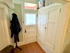 25 SE 30th Pl in Portland, OR - Building Photo - Building Photo