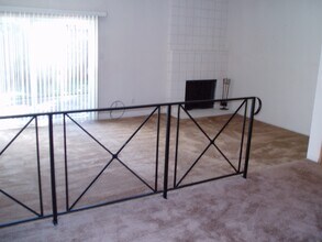 6033 Leafwood Dr in Carmichael, CA - Building Photo - Building Photo