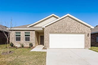 13329 Pine Dunes Dr in Haslet, TX - Building Photo - Building Photo