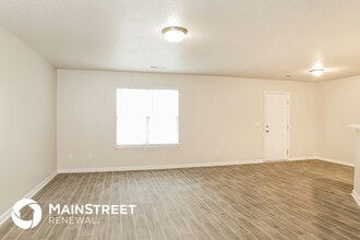 4656 Chapel Ridge Dr in Greensboro, NC - Building Photo - Building Photo