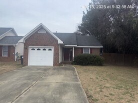 6300 Bent Tree Dr in Fayetteville, NC - Building Photo