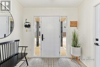 31 Starboard Rd in Collingwood, ON - Building Photo - Building Photo