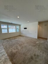 5622 Topstone Dr in Hemet, CA - Building Photo - Building Photo