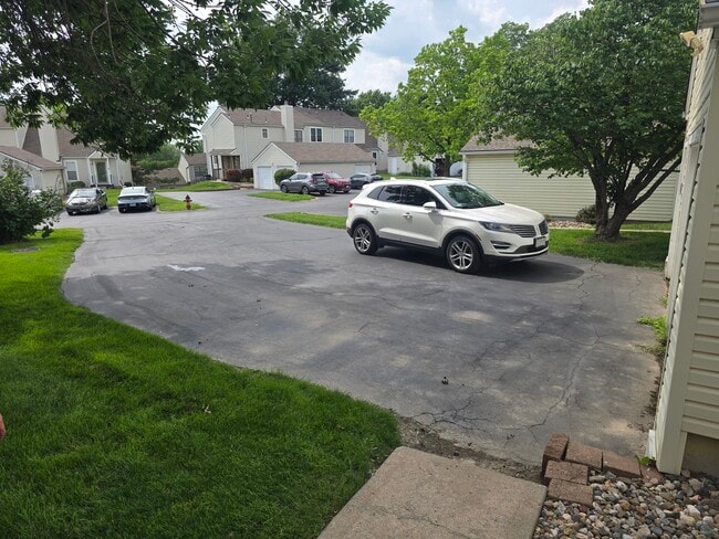 8257 N Revere Ave in Kansas City, MO - Building Photo - Building Photo