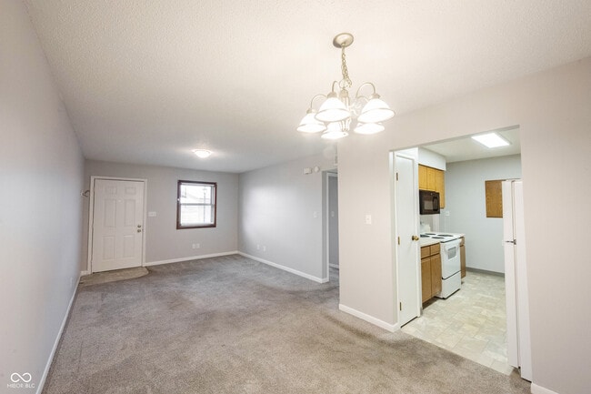 216 Progress Rd in Shelbyville, IN - Building Photo - Building Photo