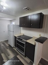 2202 Davis Ave in Kingman, AZ - Building Photo - Building Photo