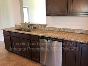 103 Wood Moss Wy in Lafayette, LA - Building Photo - Building Photo