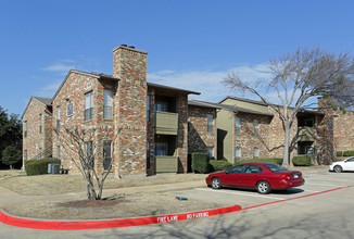 Windscape Apartments in Grand Prairie, TX - Foto de edificio - Building Photo