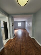 364 Oakland St in Trenton, NJ - Building Photo - Building Photo