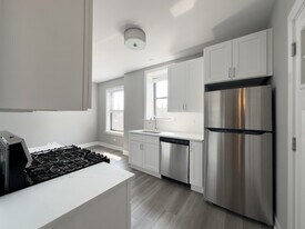 3924 N Janssen Ave, Unit A05W in Chicago, IL - Building Photo