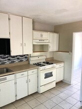 3103 E Rio Grande St in Victoria, TX - Building Photo - Building Photo