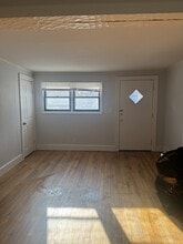 70 Highlawn St in Waterbury, CT - Building Photo - Building Photo