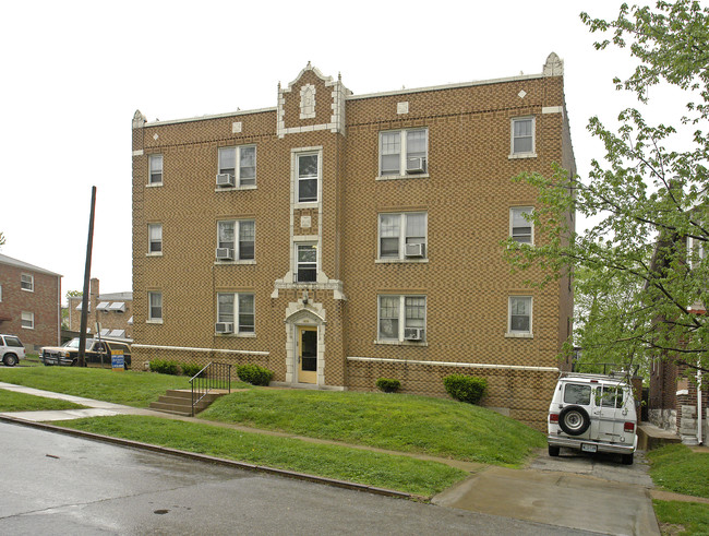 4963 Winona Ave in St. Louis, MO - Foto de edificio - Building Photo