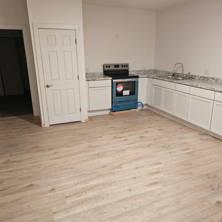 513 3rd St in Watkins Glen, NY - Building Photo
