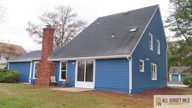 1 Sturbridge Dr in Piscataway, NJ - Building Photo - Building Photo