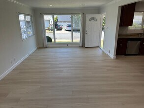 36181 Magellan Dr in Fremont, CA - Foto de edificio - Building Photo