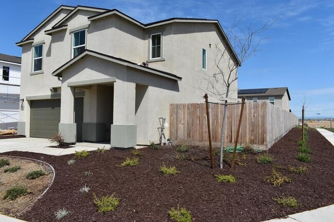 703 Irma Dr in Merced, CA - Building Photo - Building Photo