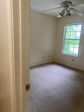 120 Louise St, Unit Unit 22 in Swainsboro, GA - Foto de edificio - Building Photo