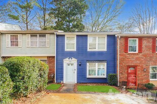 1743 Napa Valley Ct SE in Smyrna, GA - Building Photo