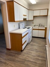 300 Washington St, Unit B in Findlay, OH - Building Photo - Building Photo