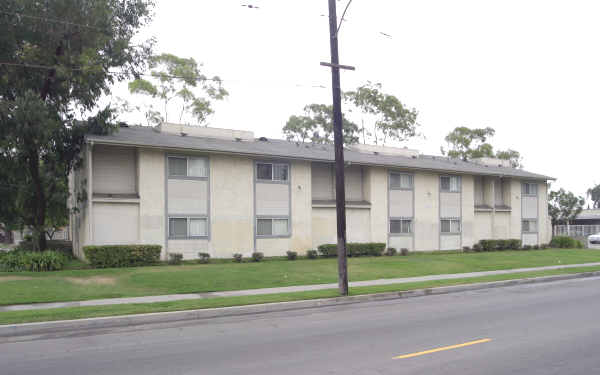 2314 E 126th St in Compton, CA - Foto de edificio - Building Photo