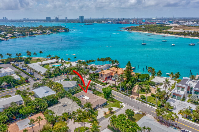 336 Linda Ln in Palm Beach Shores, FL - Building Photo - Building Photo