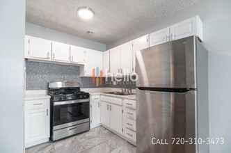 1400 N Moline St in Aurora, CO - Building Photo - Building Photo