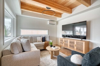 5022 NE 26th Ave in Portland, OR - Building Photo - Building Photo