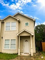 10642 Logger Pines Trail in Houston, TX - Building Photo