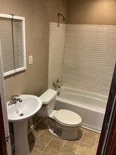 209 E Corrington Ave in Peoria, IL - Building Photo - Building Photo