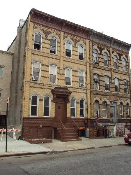 1299 Putnam Ave in Brooklyn, NY - Building Photo