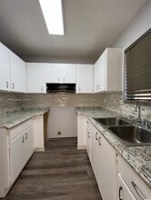 3041 W 76th St in Hialeah, FL - Building Photo - Building Photo