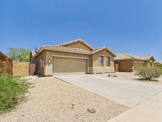 13355 S 176th Ave in Goodyear, AZ - Building Photo - Building Photo