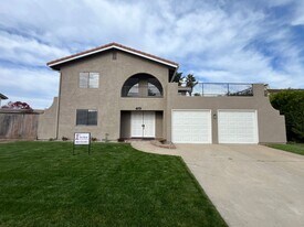 419 Cabo San Lucas Cir in Santa Maria, CA - Building Photo