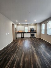 5059 Juneberry Ct in San Diego, CA - Building Photo - Building Photo