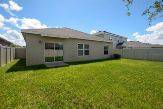 9379 Westmorely St in Groveland, FL - Building Photo - Building Photo