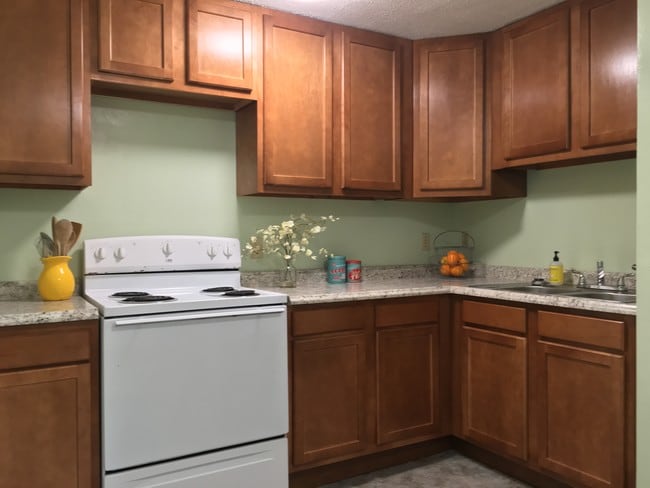 715 Triphammer Rd, Unit A in Ithaca, NY - Foto de edificio - Building Photo