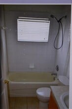 25820 Crippen Dr in Land O Lakes, FL - Building Photo - Building Photo