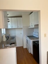 1013 Rosedale Ave, Unit A in Glendale, CA - Building Photo - Building Photo