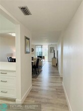 5500 NW 2nd Ave in Boca Raton, FL - Building Photo - Building Photo